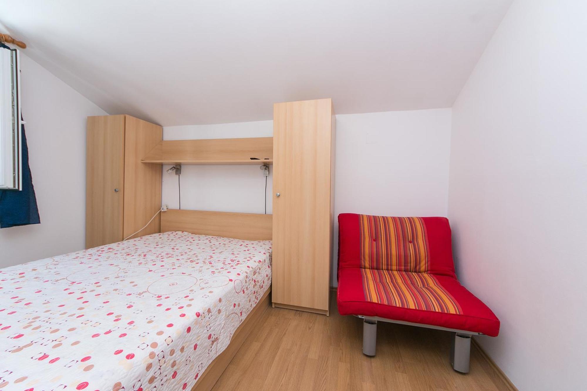 Apartments by the sea Brist, Makarska - 15714 Podaca Ruang foto